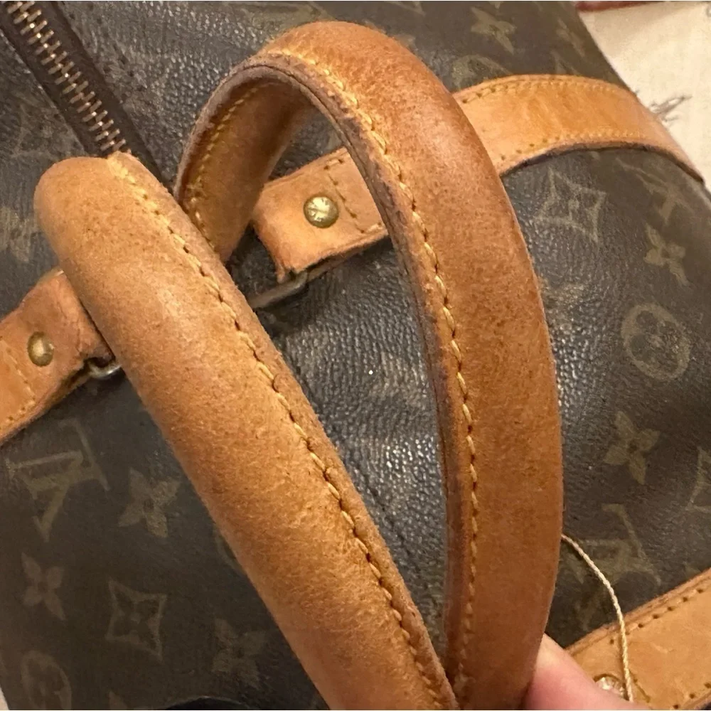 Louis Vuitton Keepall 50 Authentic Monogram Travel Boston Bag in Good Condition